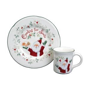 Pfaltzgraff Cookies & Milk for Santa Set Winterberry Plate Coffee Cocoa Mug Box